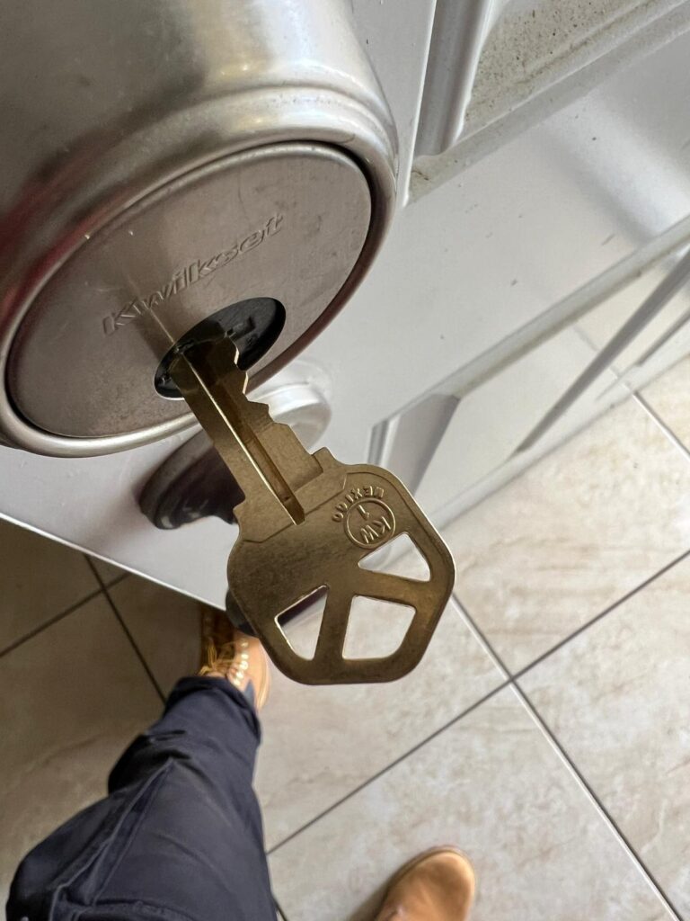 key extraction in greenland jacksonville