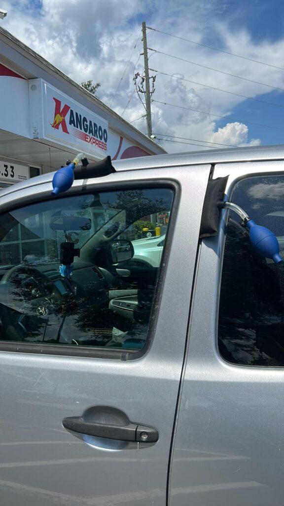 locked out of the car in hogans creek jacksonville
